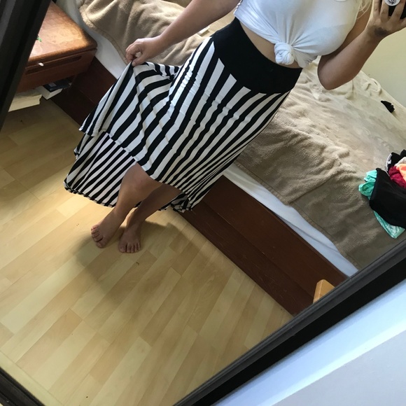 Wet Seal High low striped skirt - Picture 5 of 5